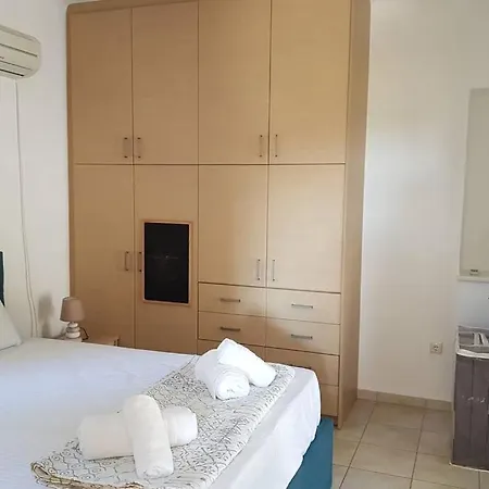 Holiday home Kaniaris